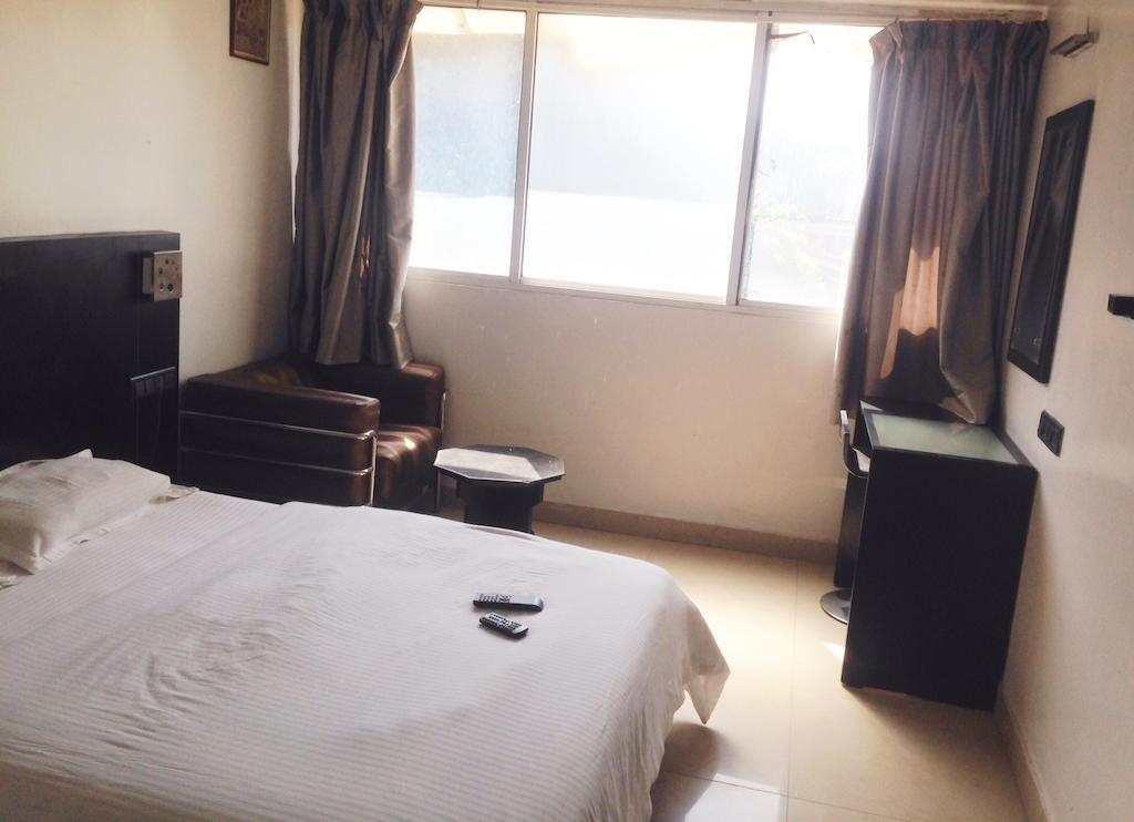 Hotel T.A.P. Gold Crest Bangalore Bilik gambar
